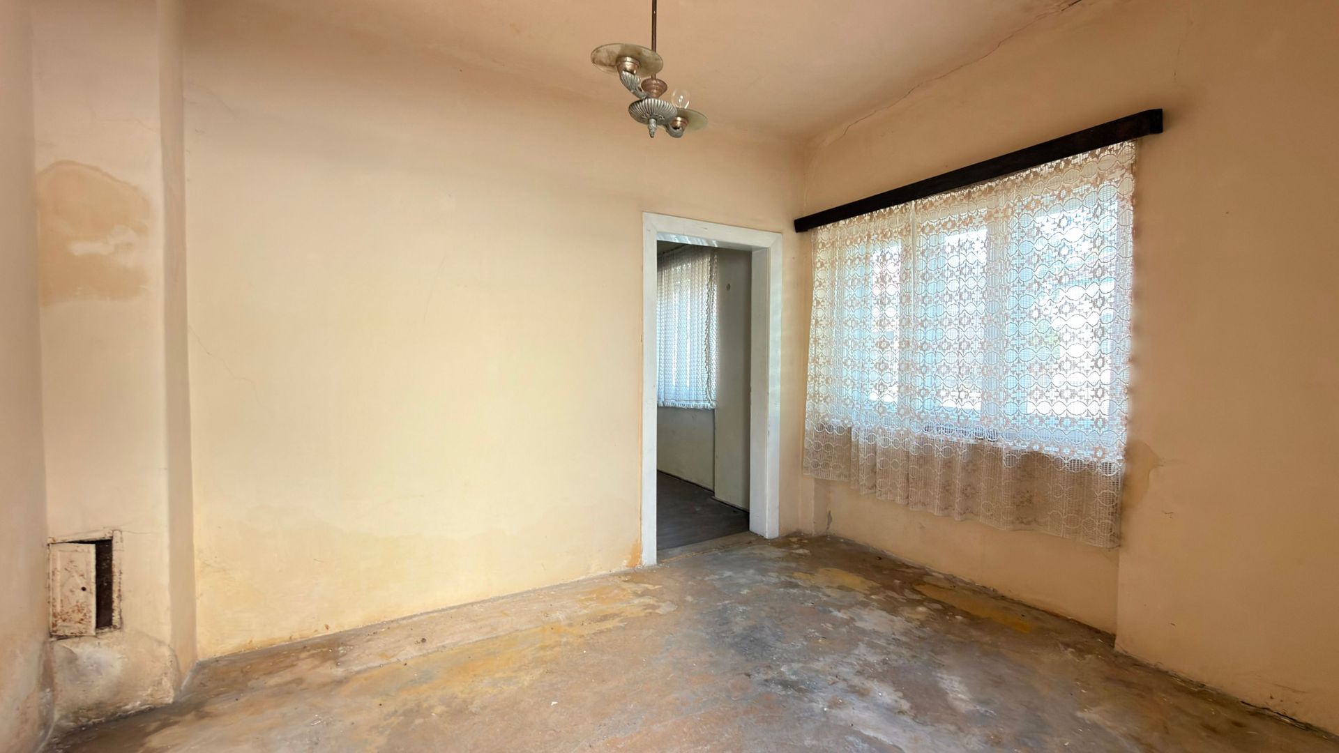Casă Centrală 6 incăperi Str. Iuliu Maniu - Carei - Comision 0% - Poză 7