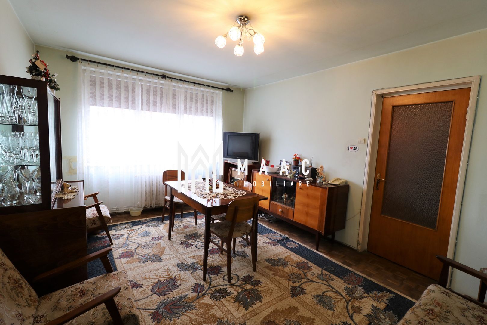 Apartament 3 camere | Etaj 2 | Balcon | Zona Mihai Viteazu - Poză 2