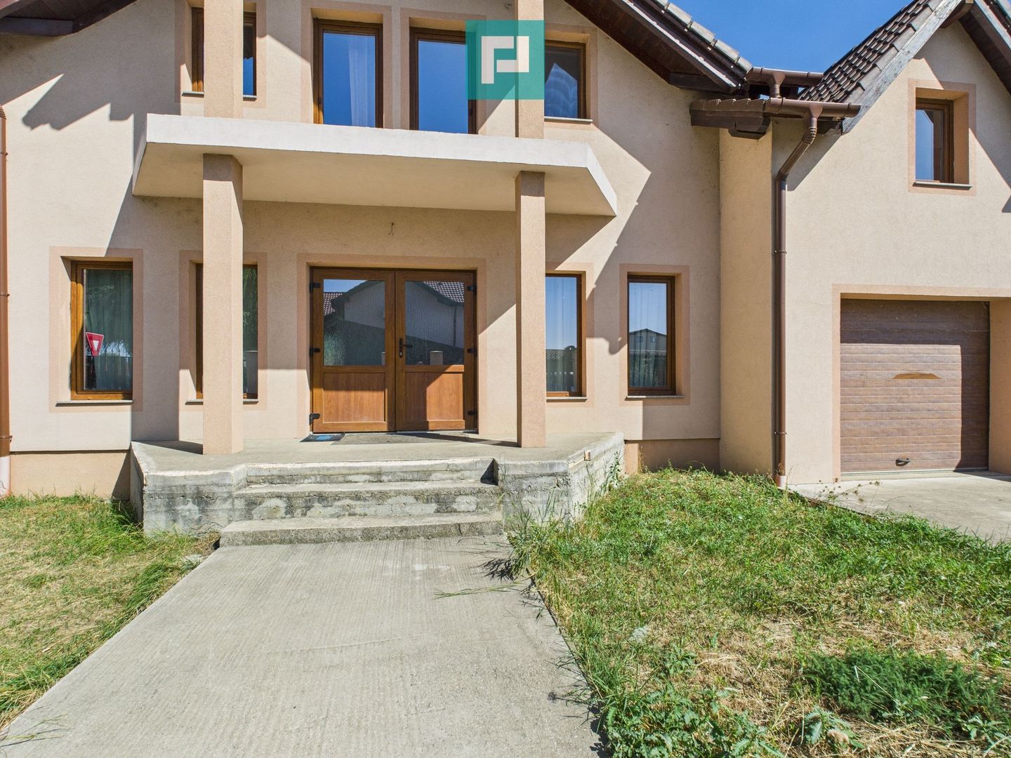 Casă modernă cu 6 camere în Vladimirescu - Poză 15