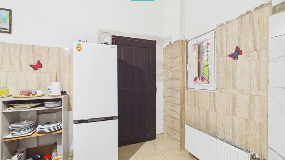 Apartament cu 2 camere,  75 mp, central, Arad - Poză 9