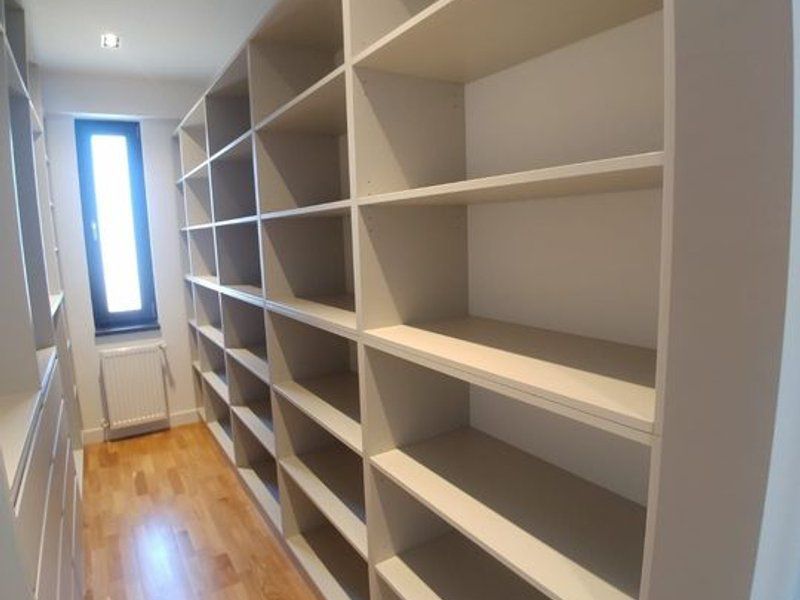 Apartament in imobil nou, suprafata generoasa, dressing, parcare - Poză 5