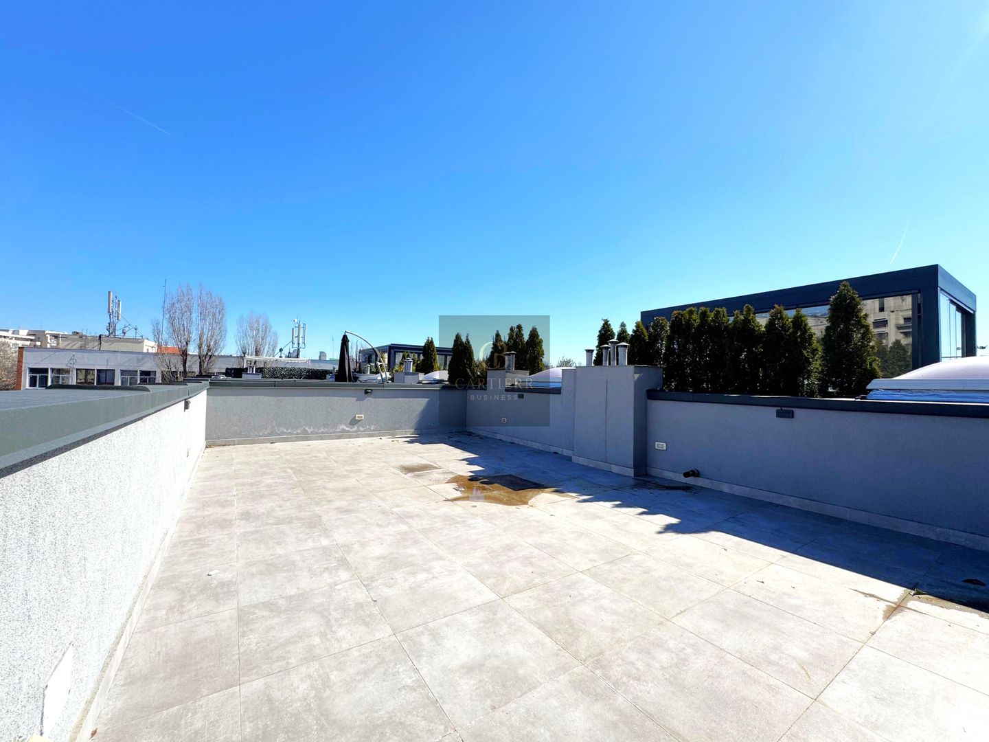 2 CAMERE + TERASĂ LA ETAJ | PALATUL PARLAMENTULUI | COMISION 0 - Poză 12