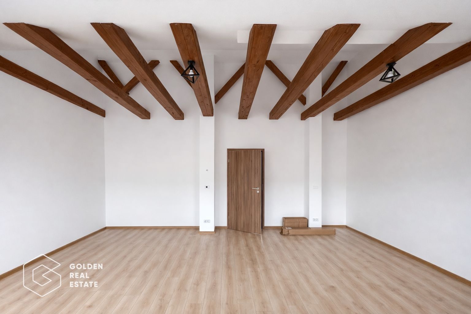 Birou luminos de închiriat în zona istorică Traian / Băile Neptun – 35 mp - Poză 1