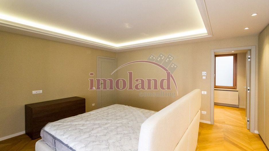 Inchiriere - Apartament - 4 camere - Primaverii - Poză 13