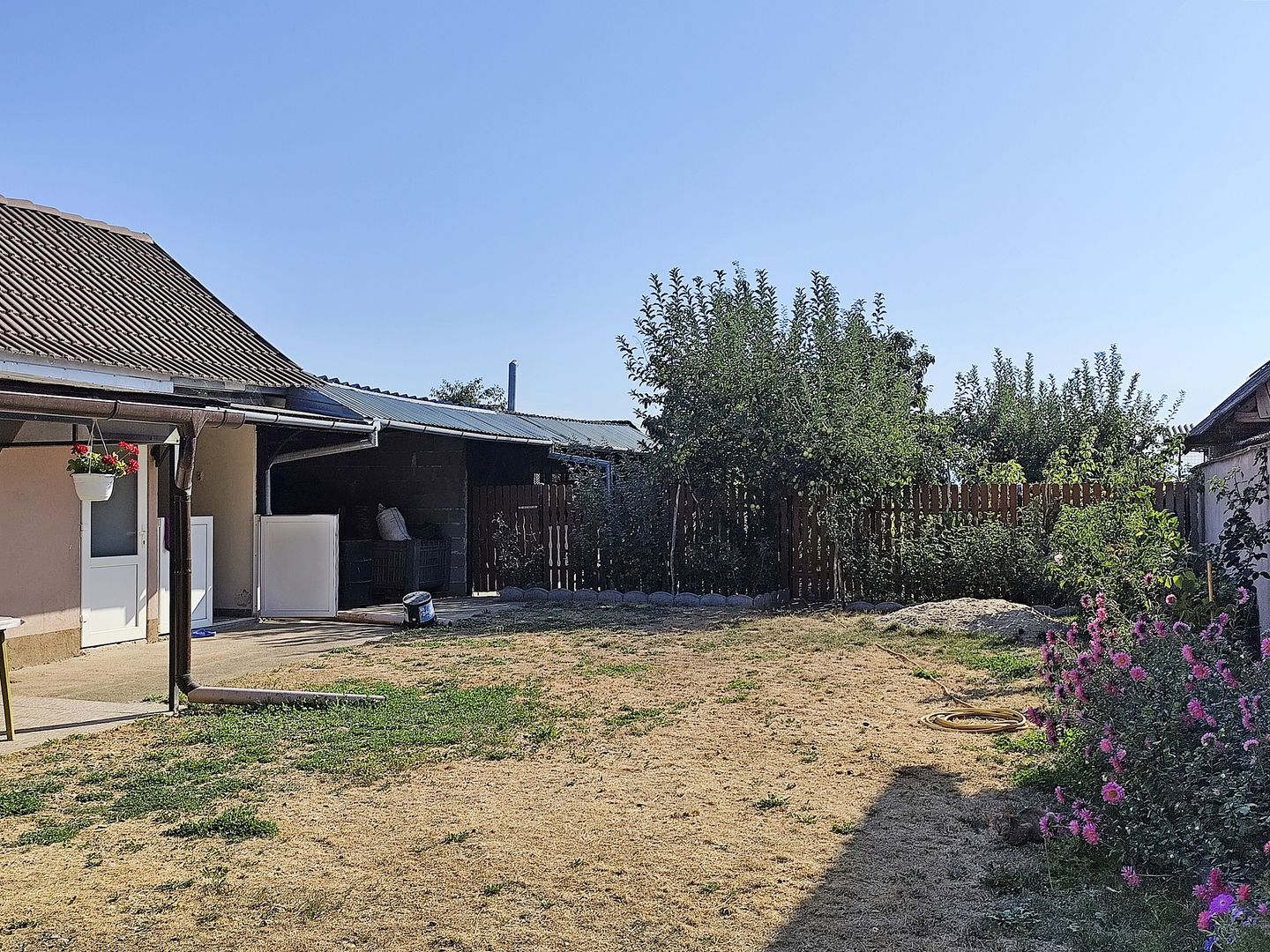 Casa de vanzare, teren mare, intrare auto - Sacadat, Bihor - Poză 13