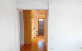 Apartament 3 camere balcon 5 mp si parcare privata zona Turnisor - Poză 5