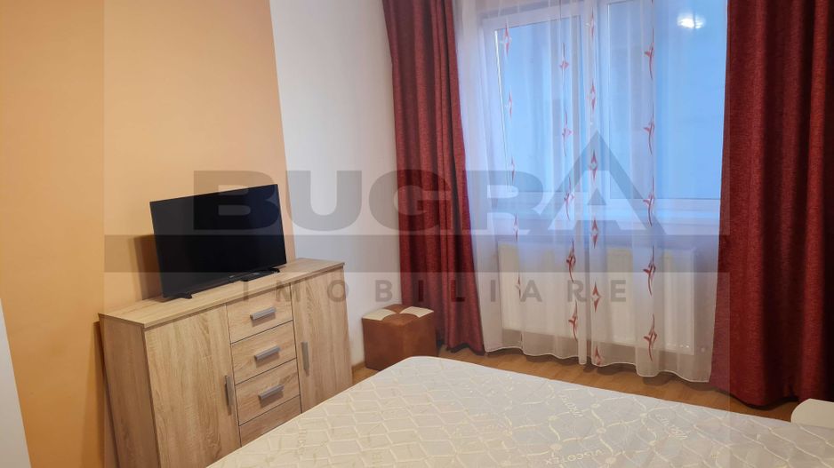 Apartament cu 3 camere, 75 mp, parcare, etaj intermediar, Zona Coposu - Poză 1