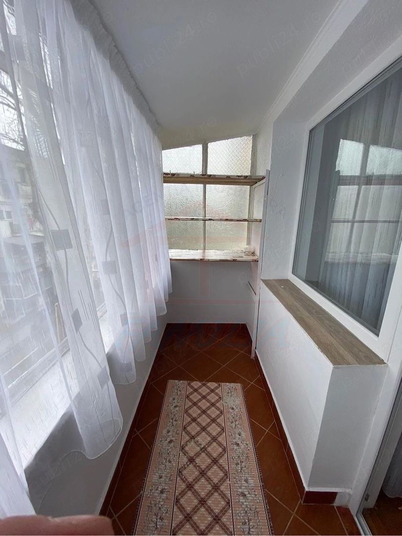 Vanzare apartament cu 2 camere, cartier Micro38, etaj 3 - Poză 8