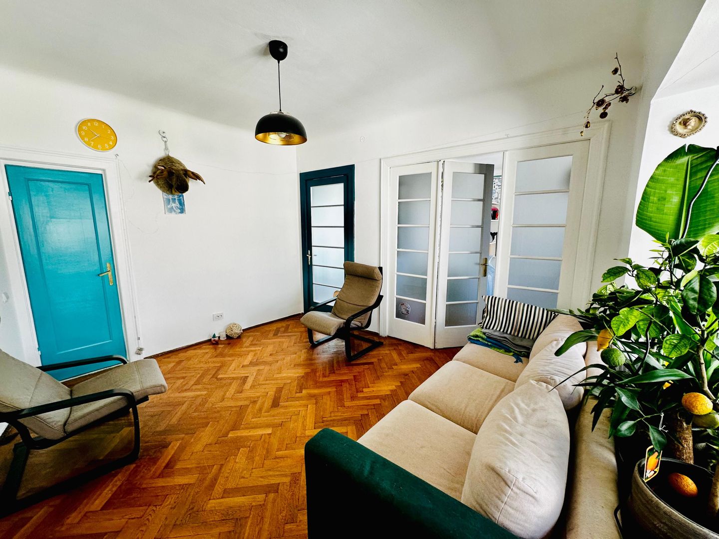 Apartament 3 camere + 1 birou,  Cotroceni, curte si gradina, metrou Eroilor - Poză 3