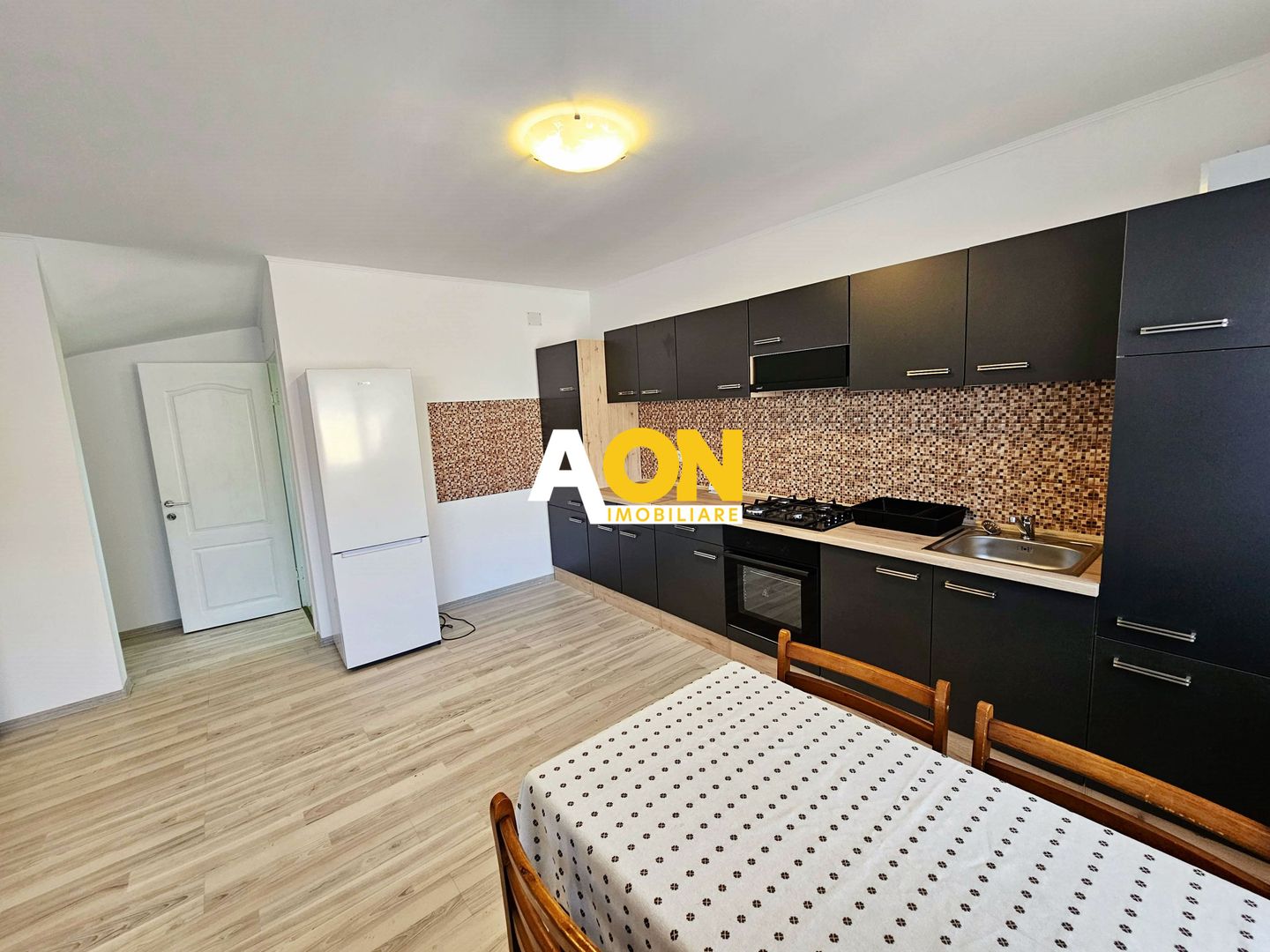 Duplex nou Barabant, 3 camere,  curte & parcare acoperită - Poză 4