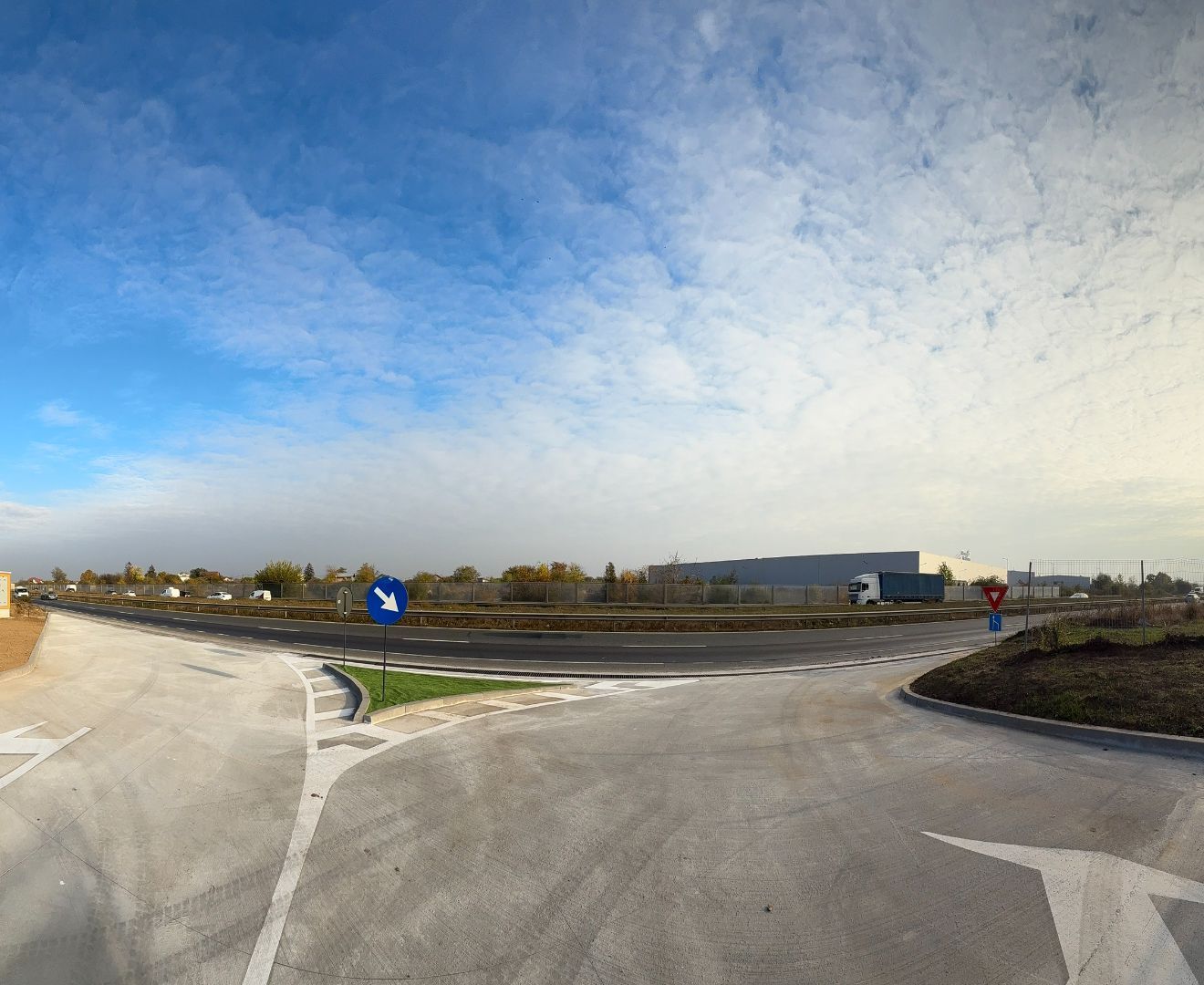 HALE METALICE I ACCES DIRECT IN CENTURA I CHITILA - Poză 6