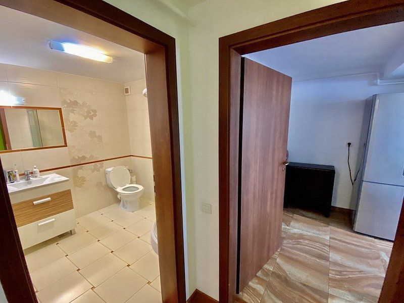 Apartament de inchiriat, zona linistita in cartierul Tractorul. - Poză 13