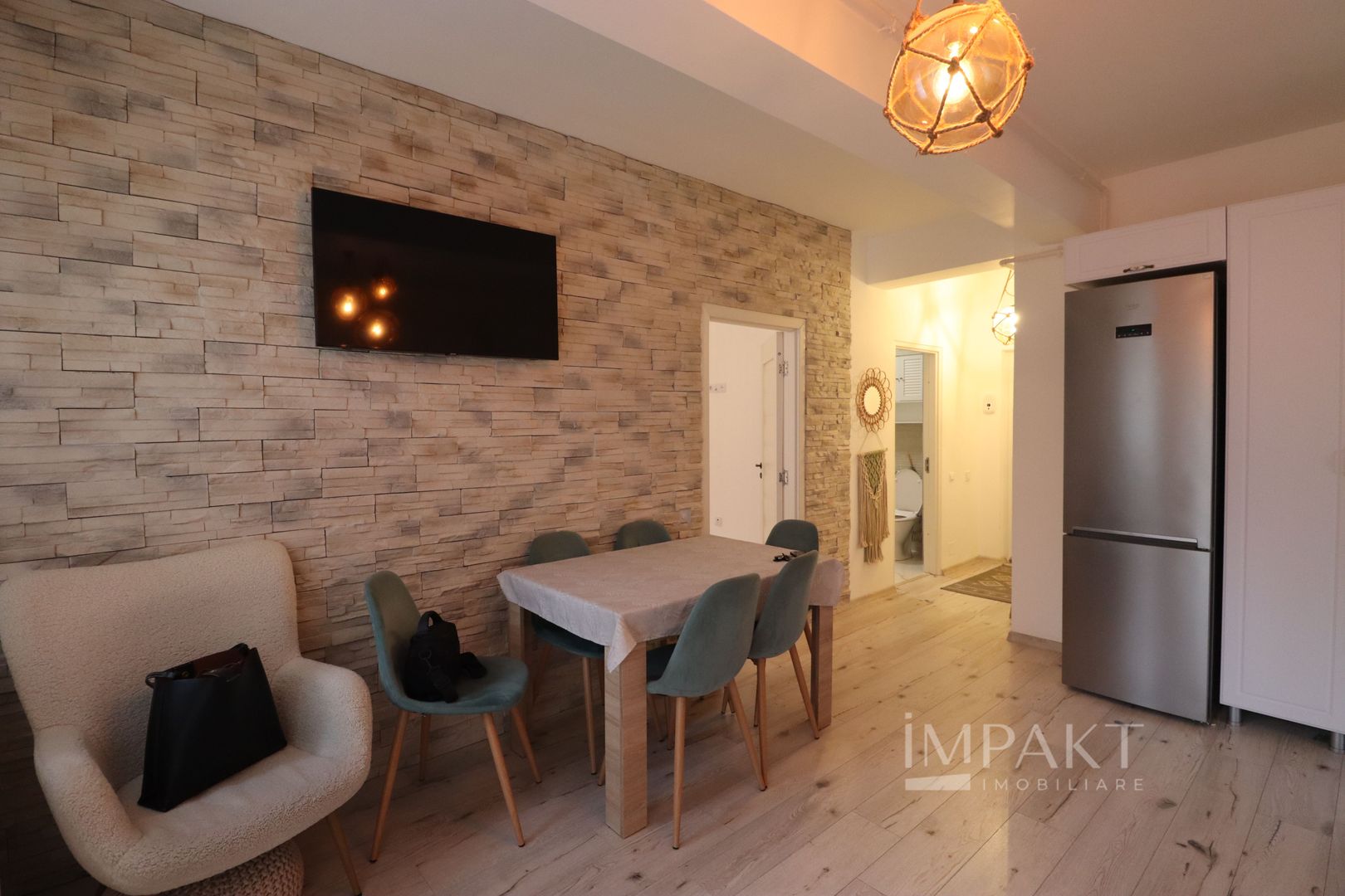 Apartament modern, balcon și parcare subterana - Vivo, Floresti! - Poză 3