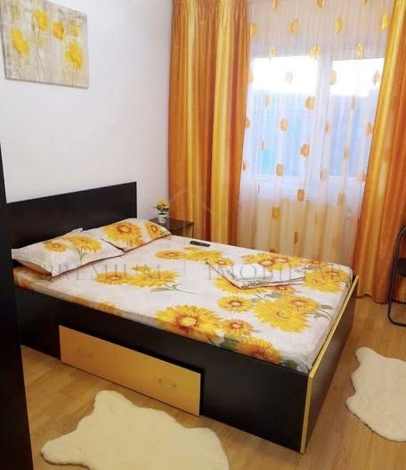 Apartament 3 Camere - Decomandat - Targu Ocna - Poză 1