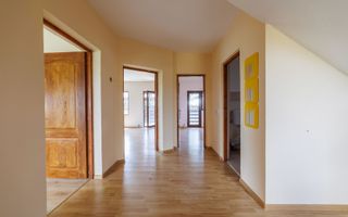 Casa P+M cu 4 camere si teren de 705 mp | Pitesti – Strada Zborului - Poză 3