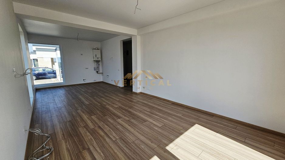 Casa parter | 3 Camere | 2 Bai - Poză 10