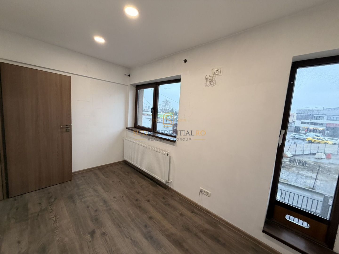 Spatiu comercial, pozitionare excelenta, exact la metrou Aparatorii P - Poză 13