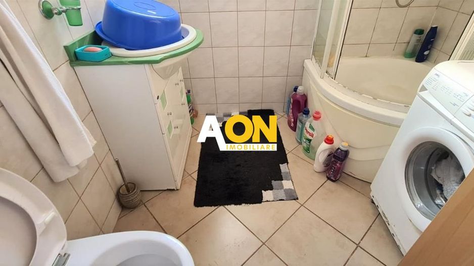 Casa pentru 2 familii, 7 Camere, 2 Garaje, 1500MP Teren - Poză 12