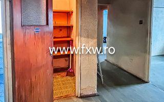 Apartament spațios de 3 camere, decomandat, langa metrou - Poză 6