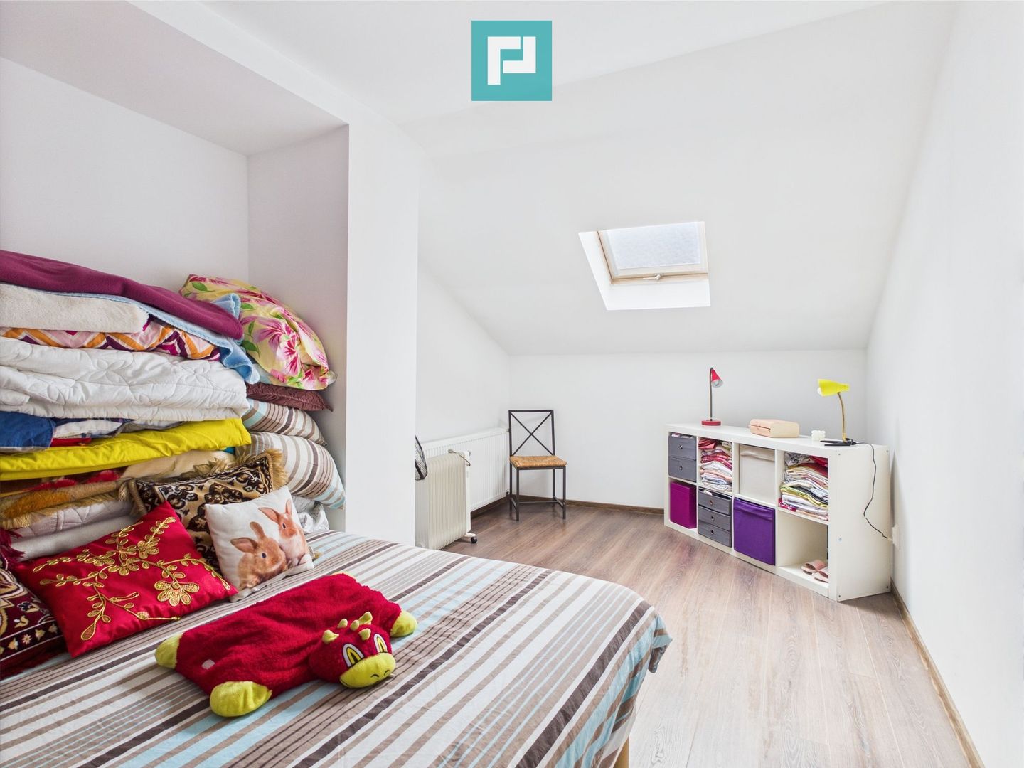 Casă cu 6 camere în zona Central - Poză 16