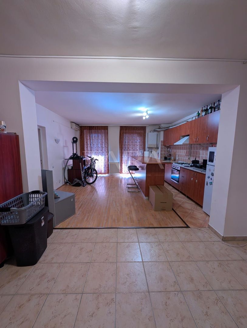 Apartament 3 camere spațios în Bună Ziua - Poză 1
