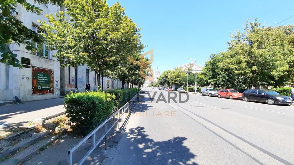 Spatiu birou in zona Teatrului national / Tribunal! - Poză 1