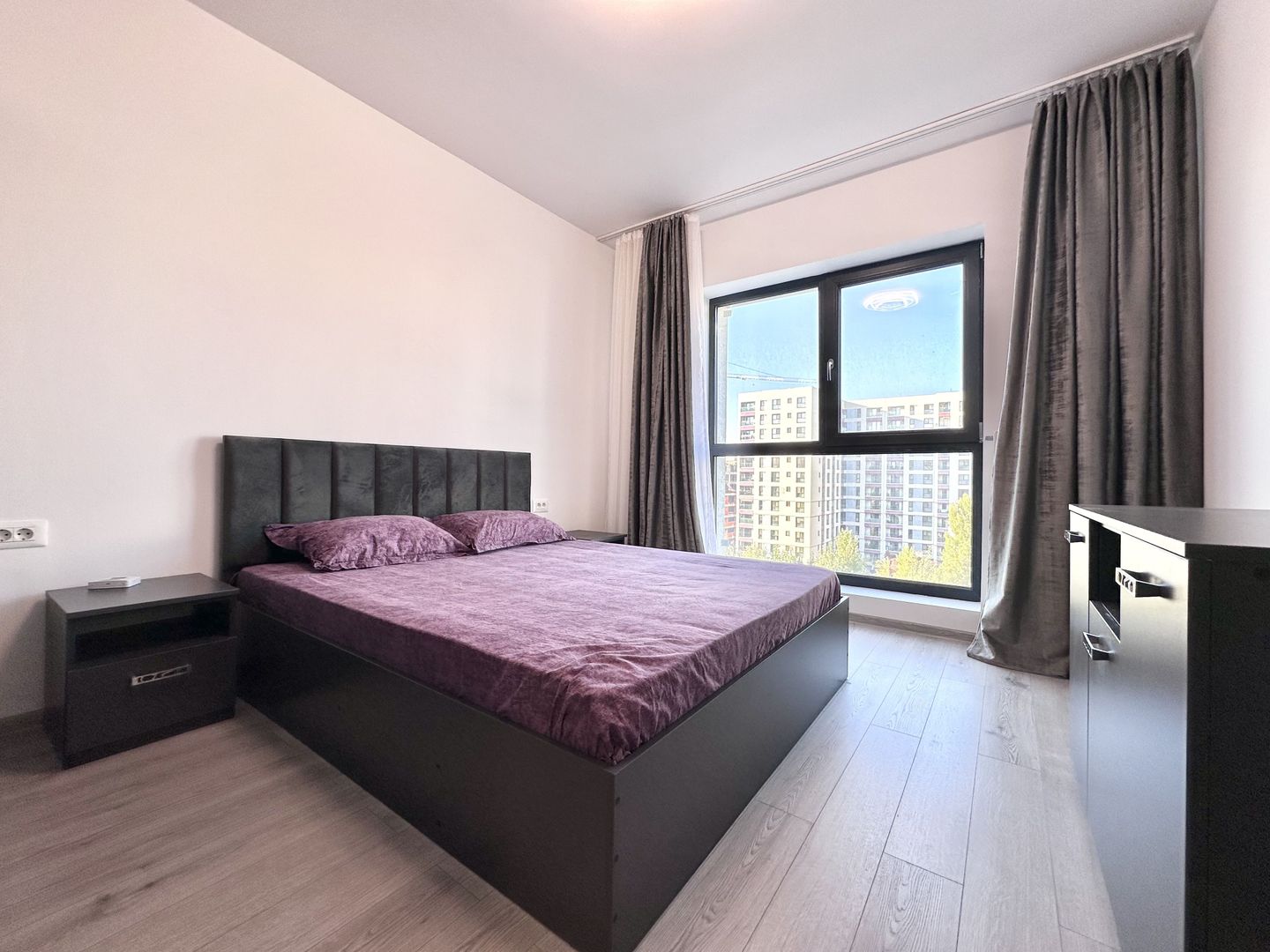 Apartament 2 camere - Exigent Plaza Residence Faza 4 + parcare - Poză 1