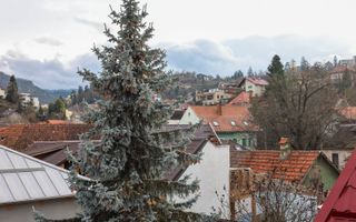 Casă deosebită de vânzare în centrul Brașovului - Poză 50