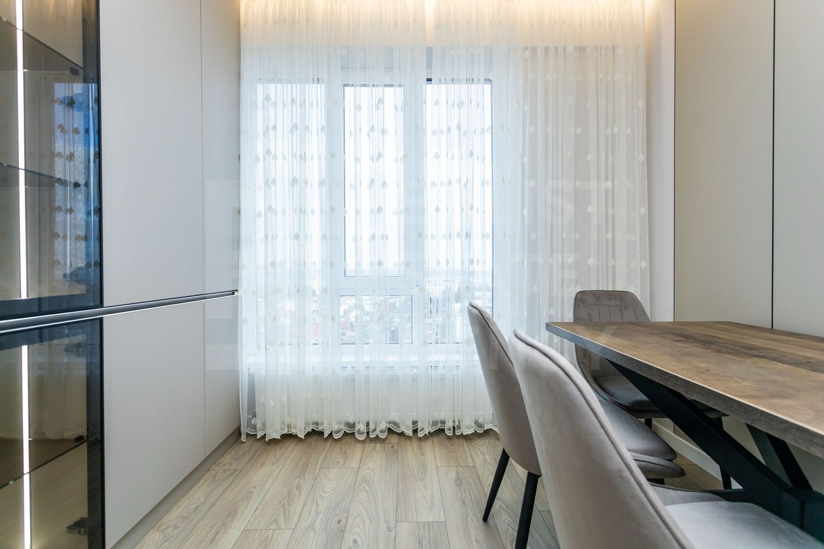 Vânzare apartament 2 camere,strada Alba Iulia, Buiucani. - Poză 6