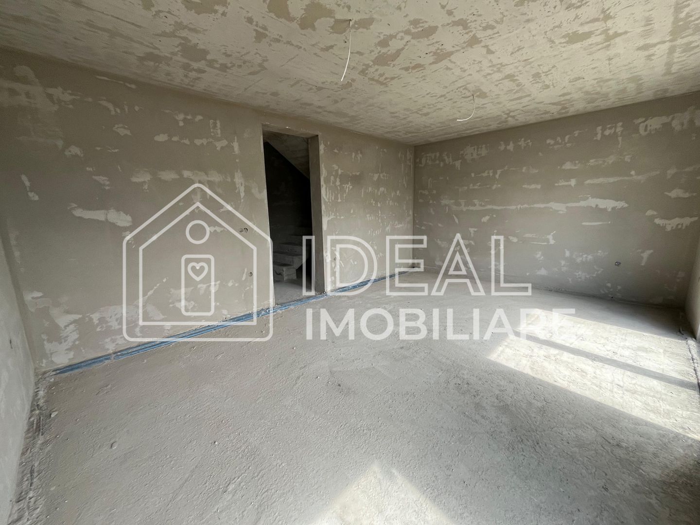 Duplex de vânzare - 125mpu și 230mp curte | Sura Mica - Poză 4