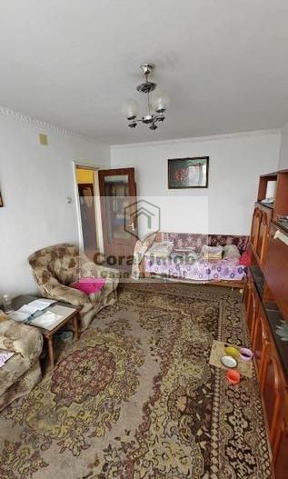 Vand apartament zona linistita - Poză 4