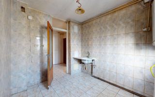 Apartament 3 camere decomandat 65 mp utili Bloc 1984 reabilitat - Poză 13