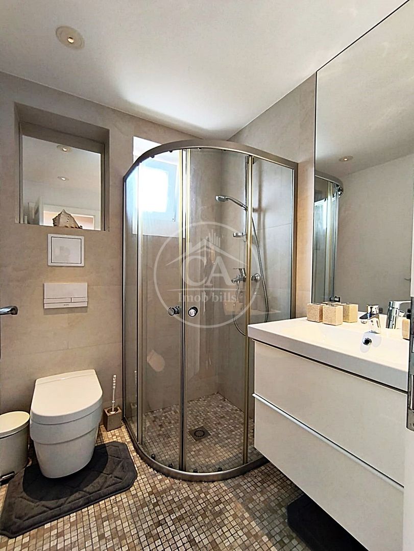 Apartament de vanzare cu 4 camere si terasa, Ultracentral, Oradea - Poză 15