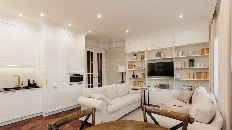 Vânzare, apartament, 4 camere, strada Liviu Deleanu, Buiucani - Poză 1