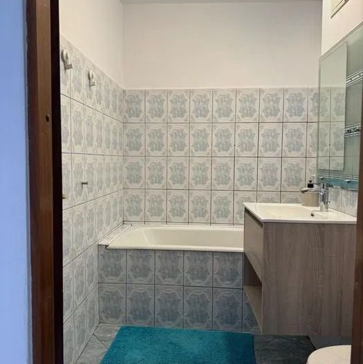 AP 3 CAMERE LUJERULUI, MOBILAT MODERN, METROU 1 MIN, BUCATARIE INCHISA - Poză 7