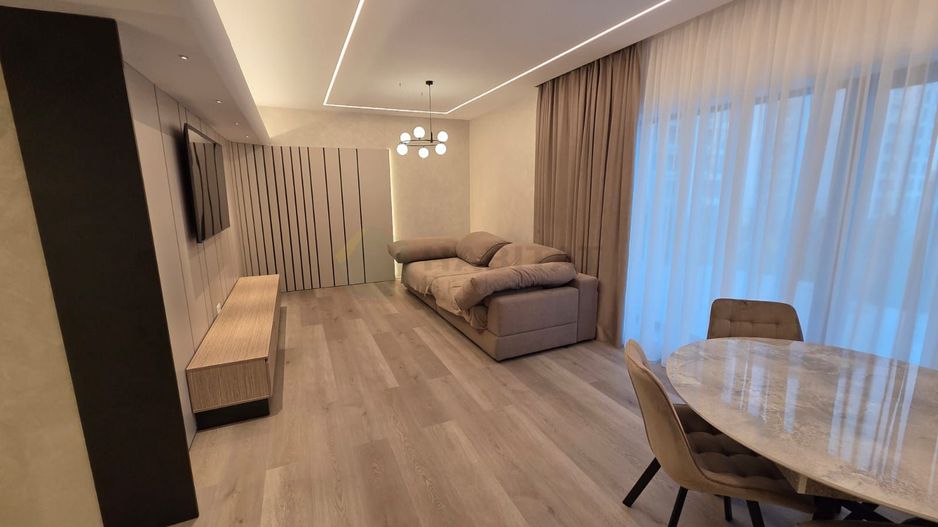 Apartament spectaculos cu grădină privată de 152 mp – disponibil spre închiriere - Poză 32