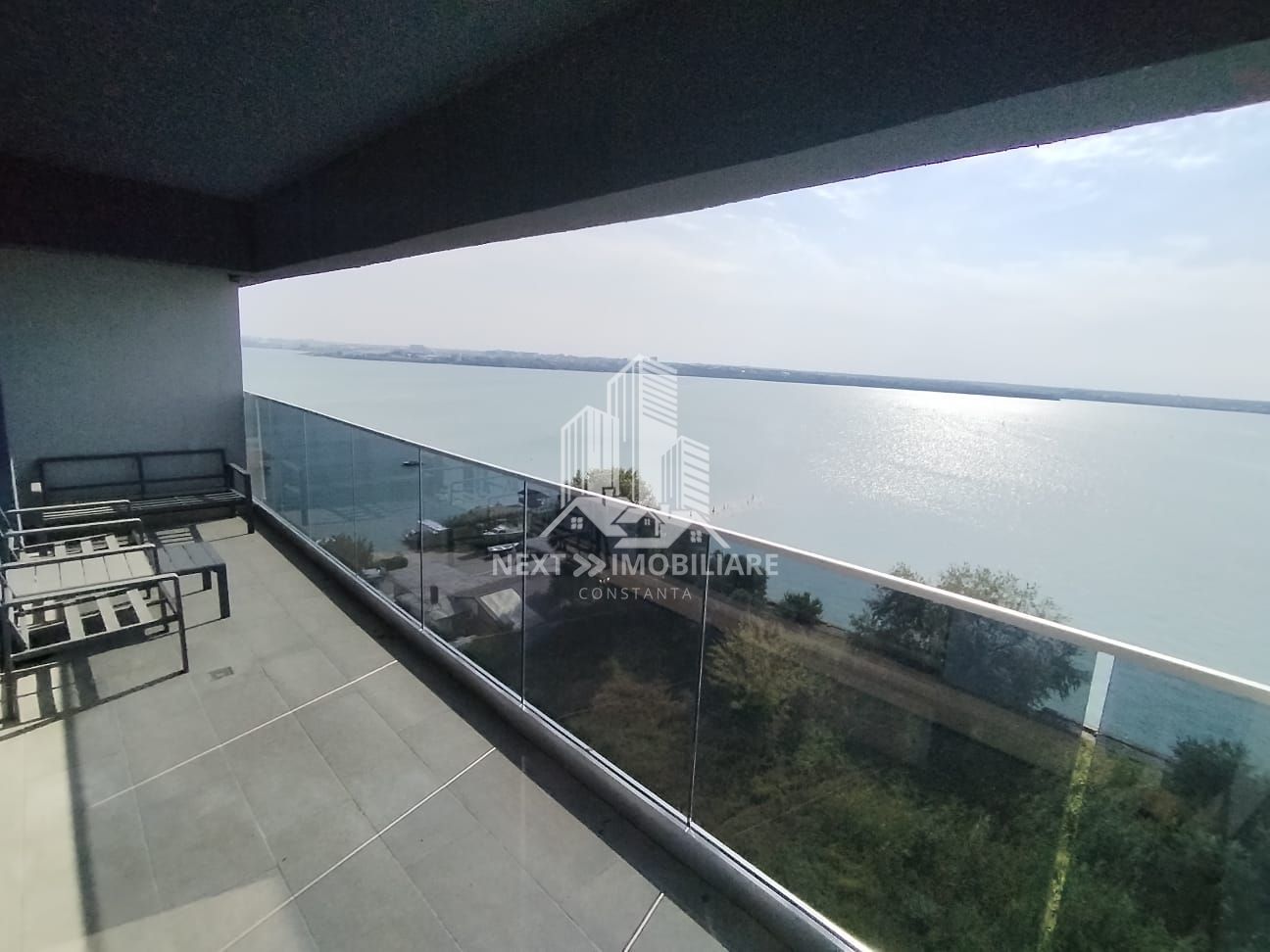 Apartament 2 camere, vedere frontala Lacul Siutghiol - Poză 3