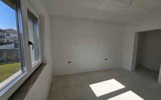 Casa Sibiu, intrare Selimbar, garaj, pivnita, curte mare - Poză 10