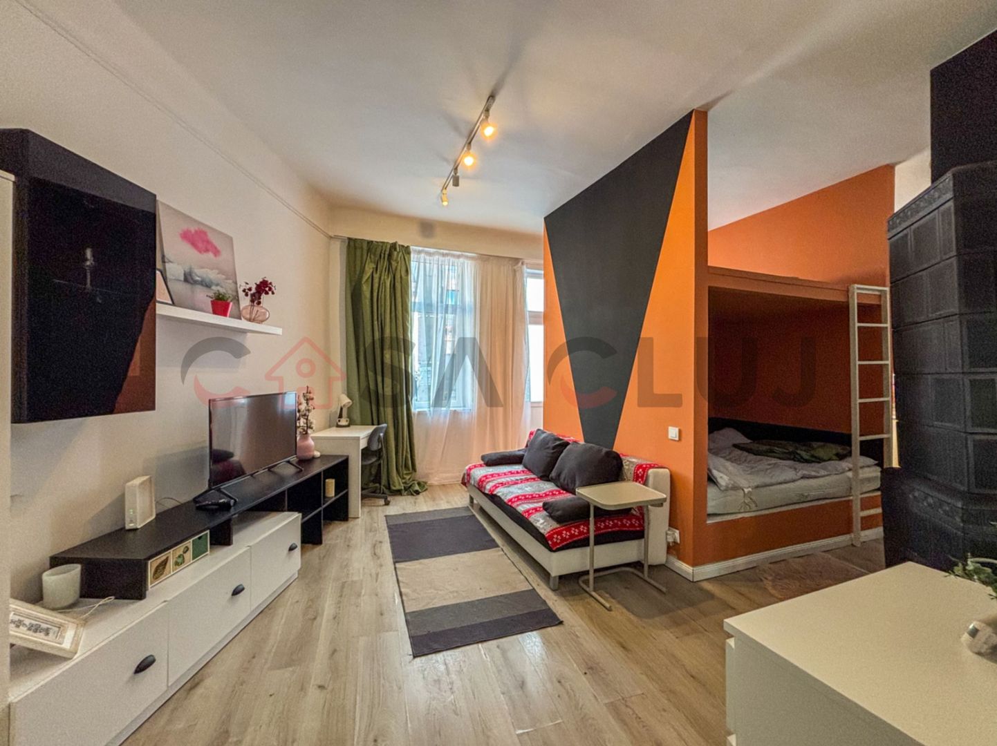 Studio langa Parcul Feroviarilor cu gradina proprie - Poză 5