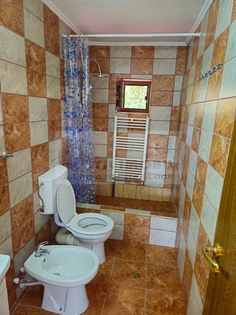 Apartament cu 3 camere, 70mp, zona Bucium - Poză 9