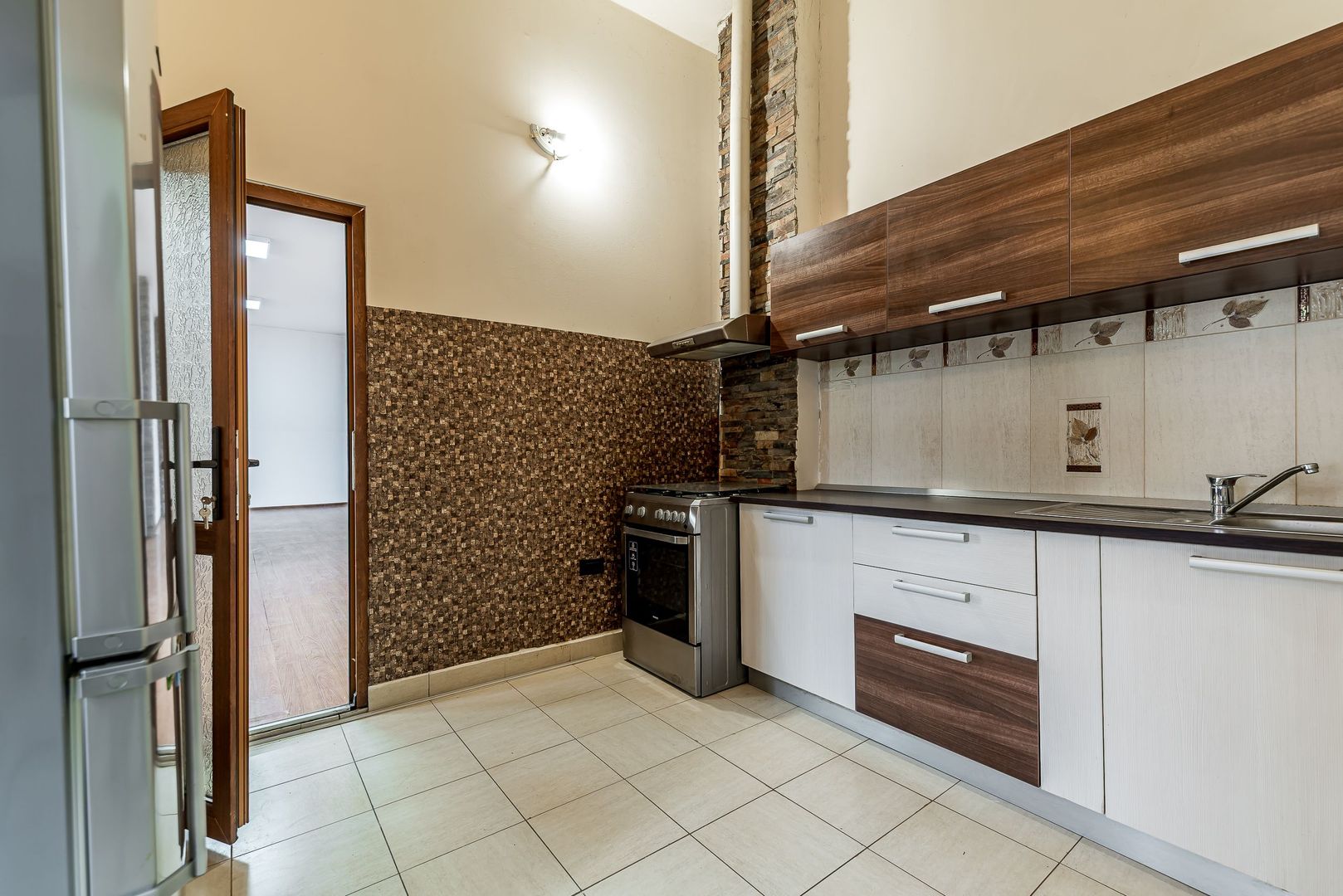 Spatiu 2 camere - 105 mp utili - COMISION 0% - Poză 5