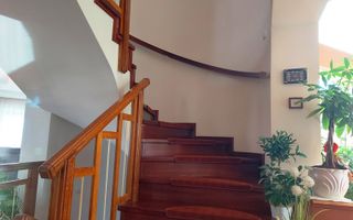 Vila cu 9 camere in zona SpitaluluiJudetean - Poză 10