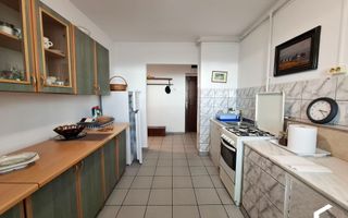 Apartament cu 2 camere, decomandat, confort 1, zona Republicii - Poză 5