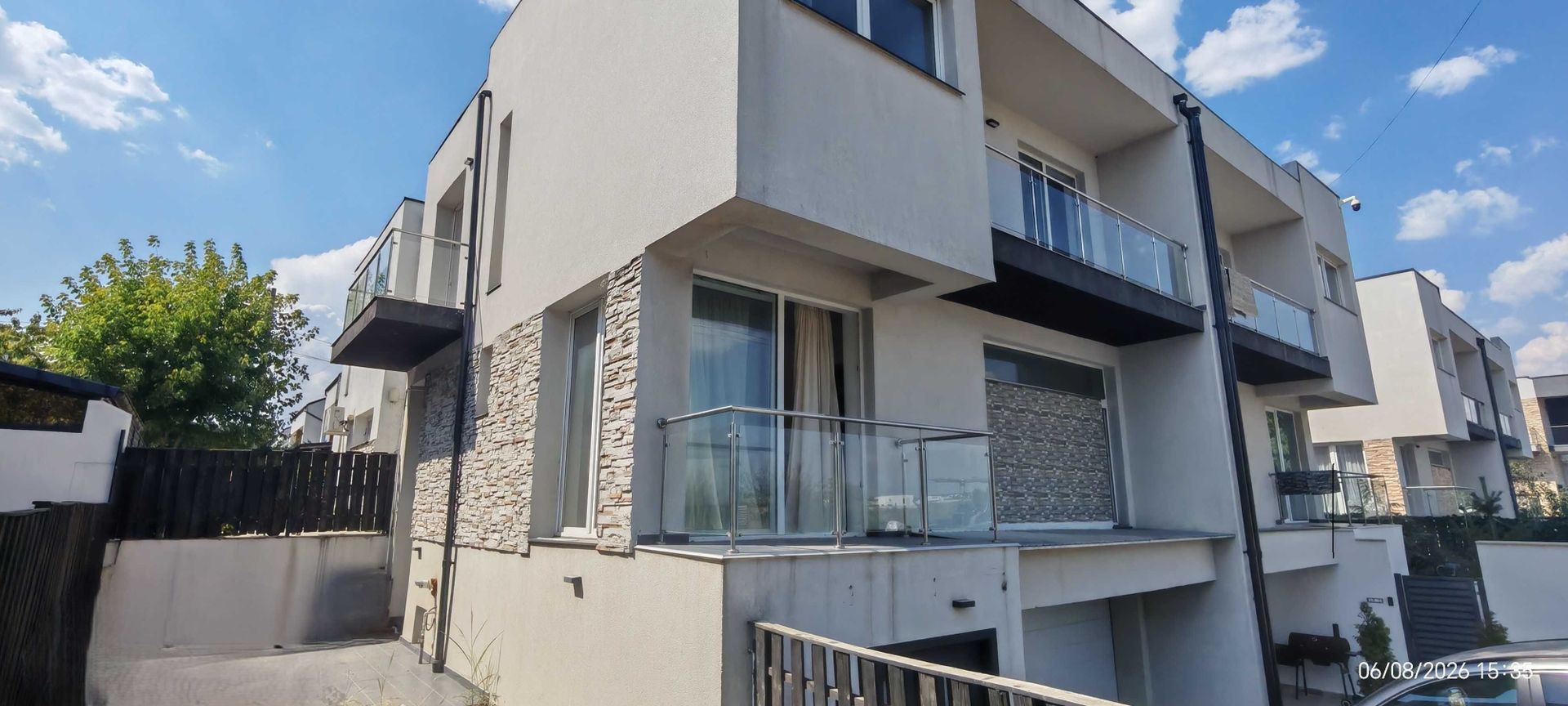 Vilă duplex modernă | Tunari | Strada 1 Decembrie | renovată integral - Poză 1
