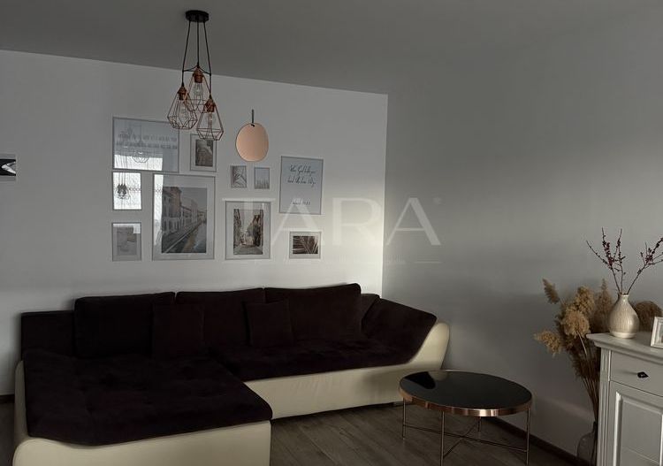 Apartament 2 camere spațios, zona Vivo - Poză 1