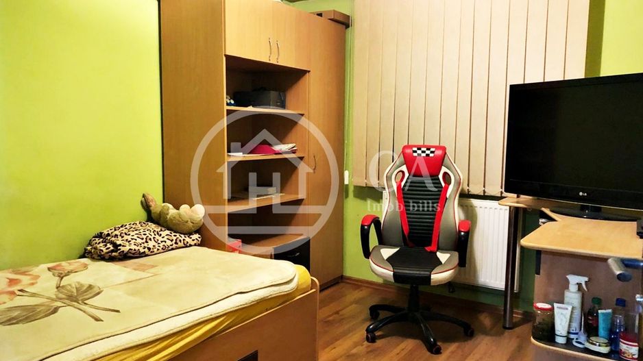 Apartament cu 4 camere de vanzare in Rogerius, Oradea - Poză 17
