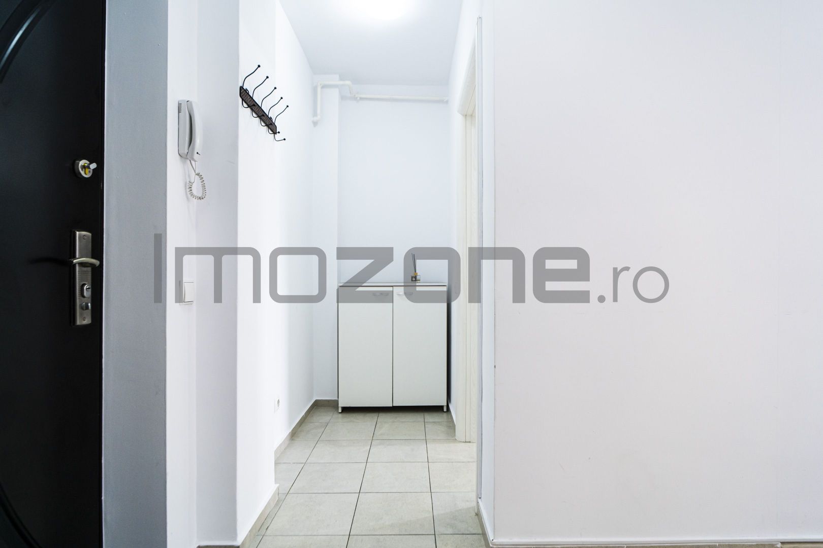 Garsoniera, 36 mp, mobilata-utialta, etaj 4, langa Penny Market- Rezervelor - Poză 8