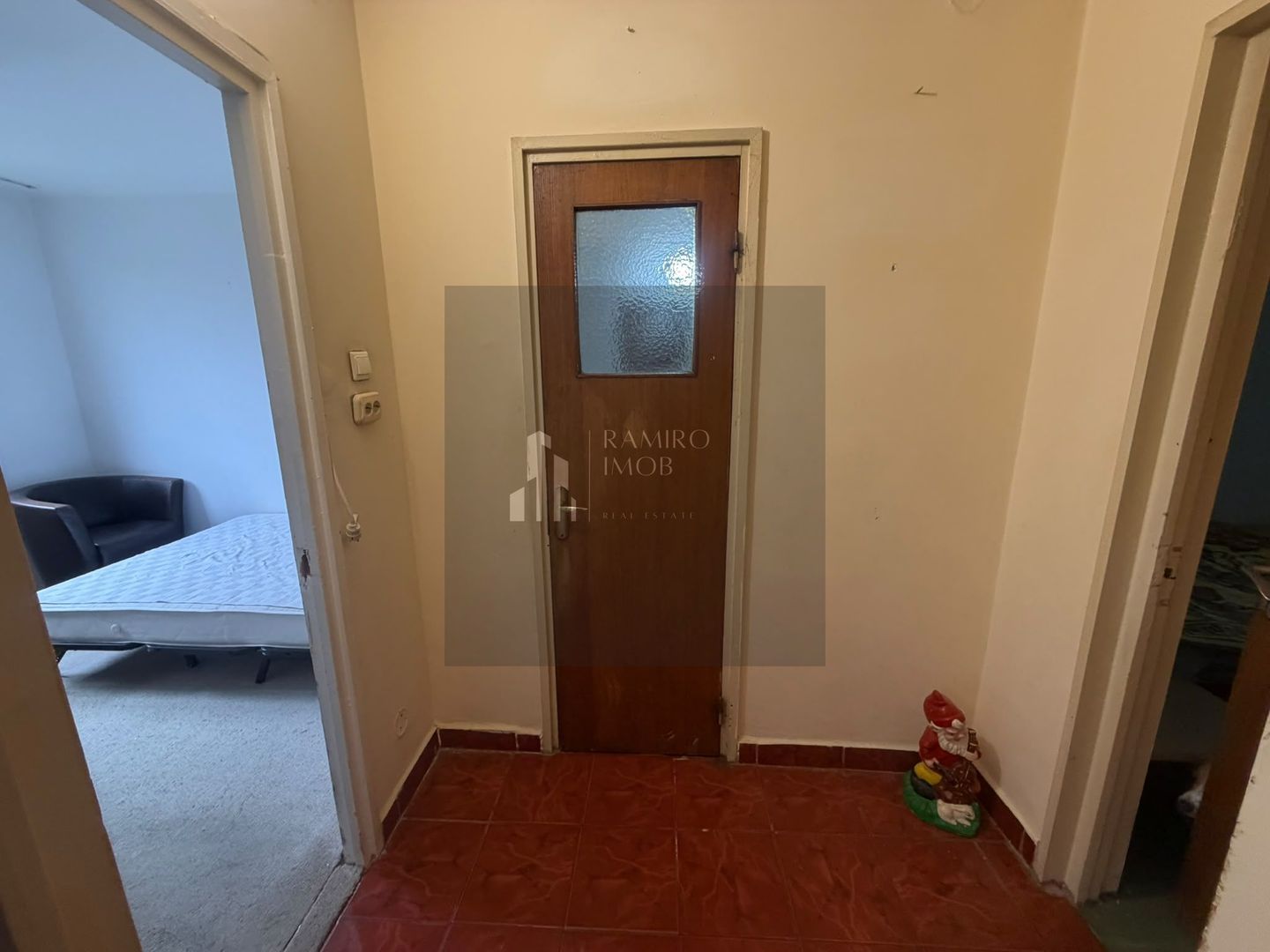Apartament 3 camere| 67 mp | Etaj 2/4 |3 minute de metrou 1 Decembrie - Poză 14