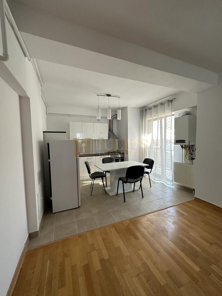 Zona Nord, 2 camere, centrala proprie - Poză 4