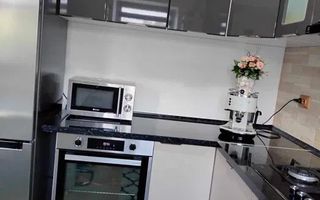 Apartament cu 2 camere de vanzare in zona centrala - Poză 3